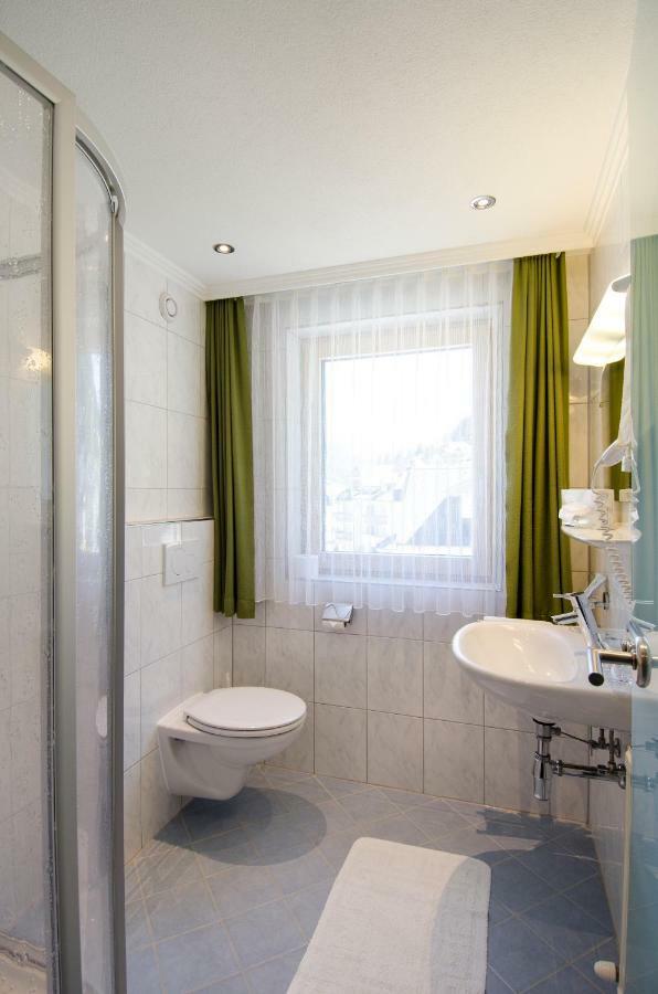 Hotel Garni Siegele - Inklusive Silvretta-Card Premium 이스크글 외부 사진